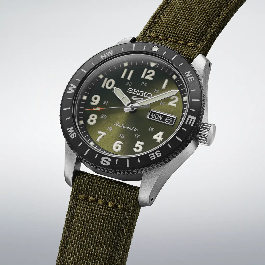 Montre Seiko 5 Field Series Seiko