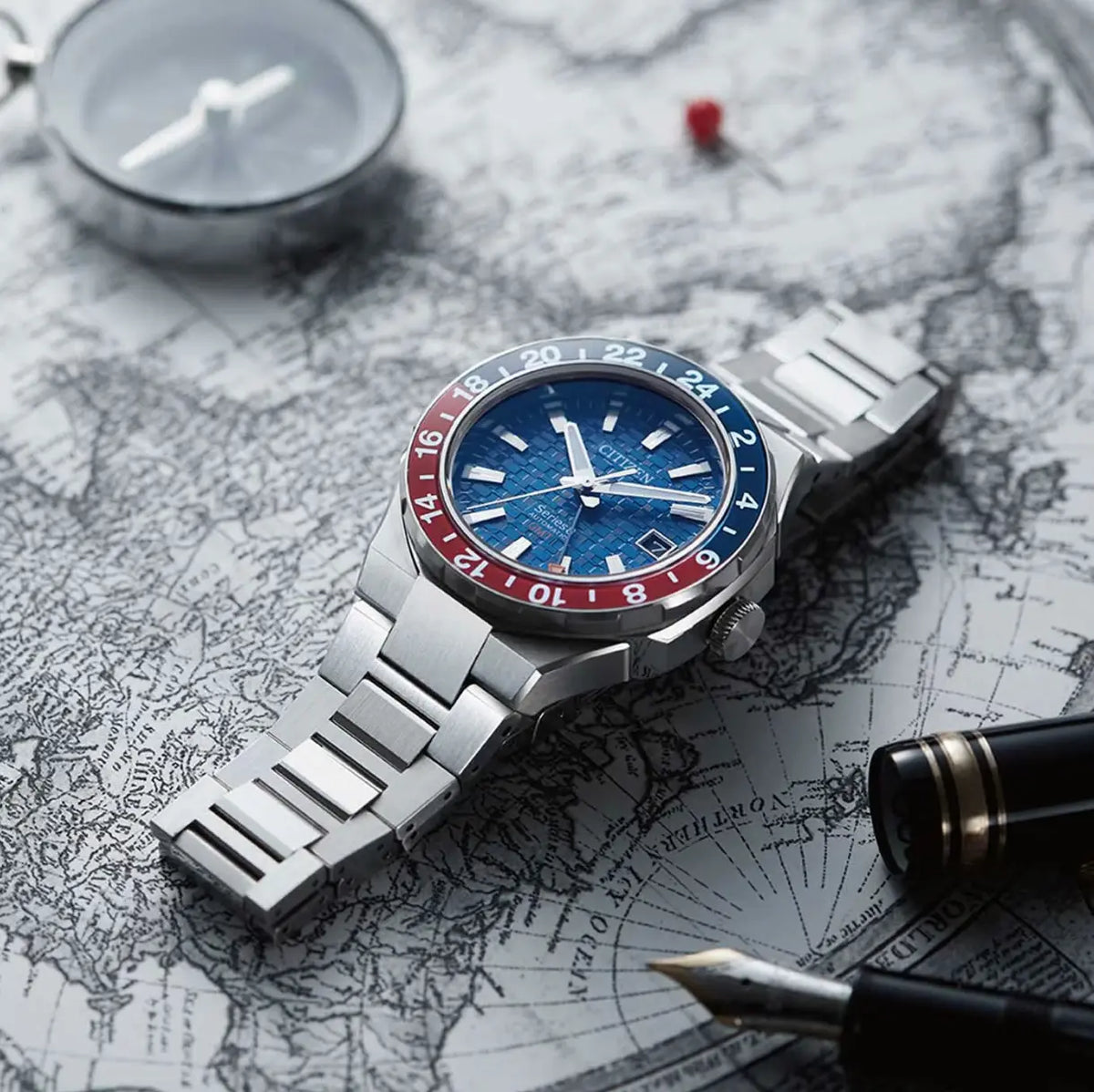 Montre Citizen Série 8 GMT Pepsi NB6030-59L